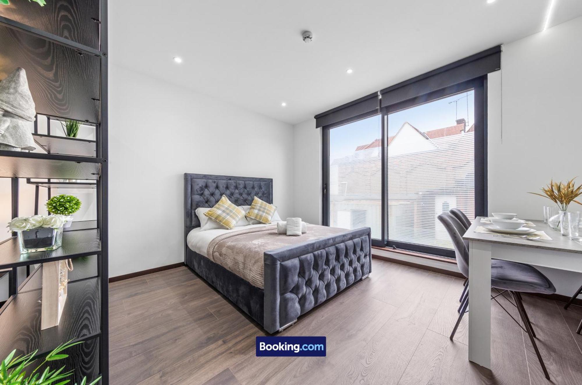 Stylish Studio Apt By Stay Smart Short Lets & Serviced Accommodation Woodstock With Free Wifi London Exterior photo